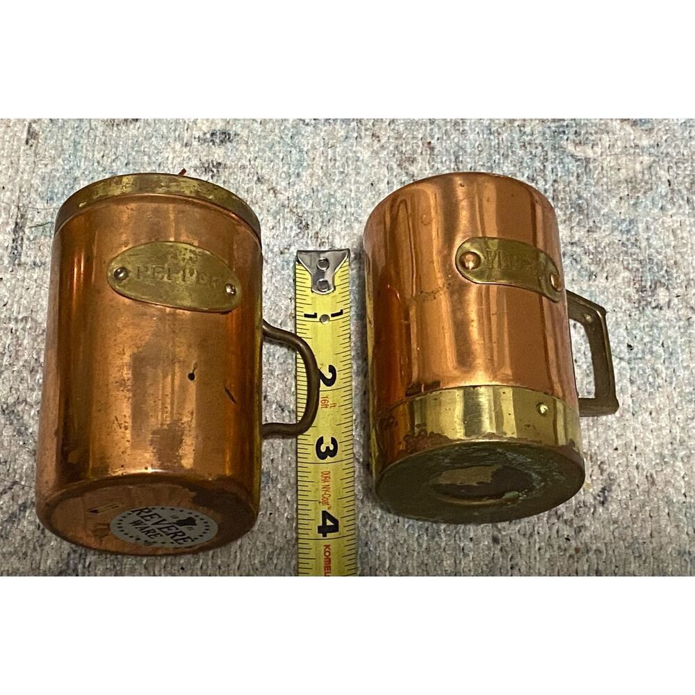 Vintage Copper Kitchen Pepper Shakers Teapot Friyng Pan decor - Picture 6 of 13